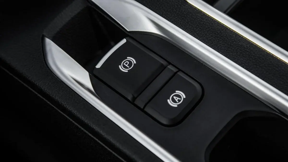m6-interior-16